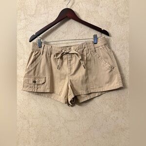 Rewash Short Shorts(Waist across 17”Length 10”)